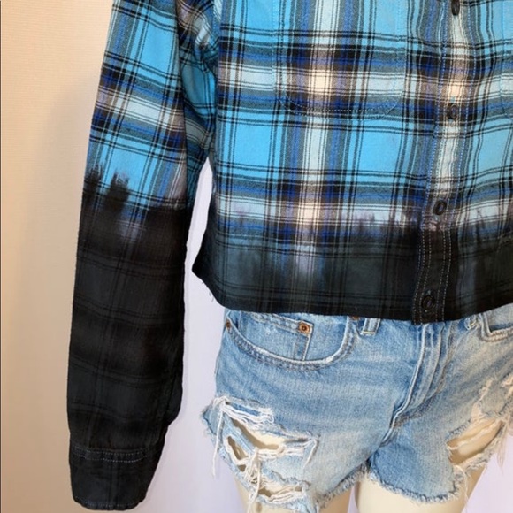 *CUSTOM DYED CROPPED FLANNEL - Picture 3 of 5